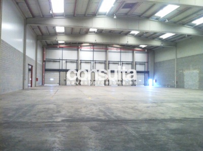 nave logistica alquiler barcelona 2