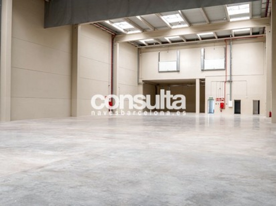 Nave industrial en alquiler en Sabadell