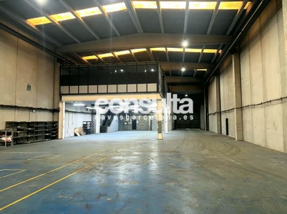 Nave industrial en alquiler en Hospitalet de Llobregat Nave industrial en alquiler en Hospitalet de Llobregat