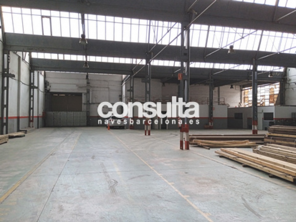 Nave industrial en venta en Cornellà de Llobregat.