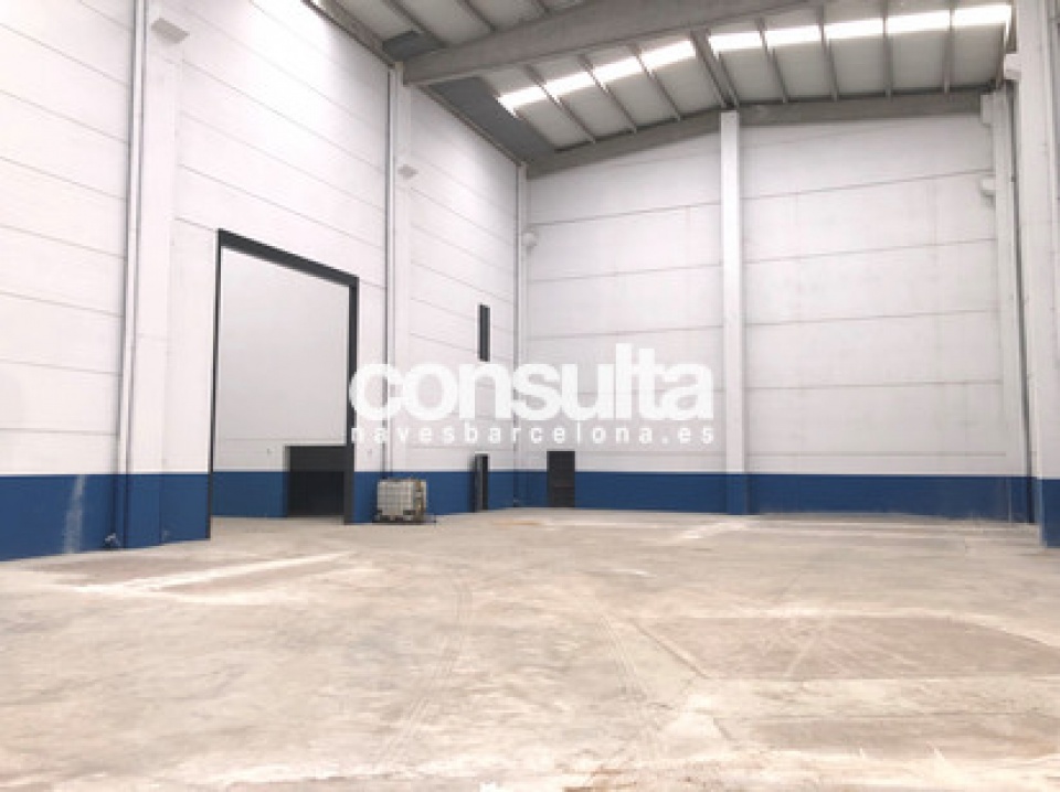 Nave industrial en Montcada i Reixac