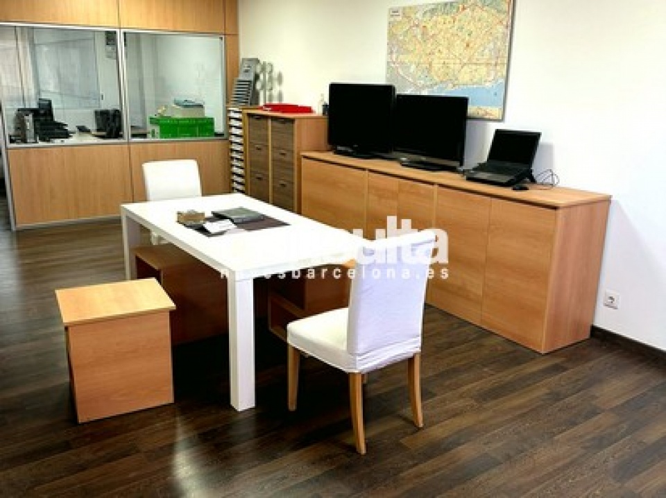 Nave industrial en venta en Montcada i Reixac Nave industrial en venta en Montcada i Reixac