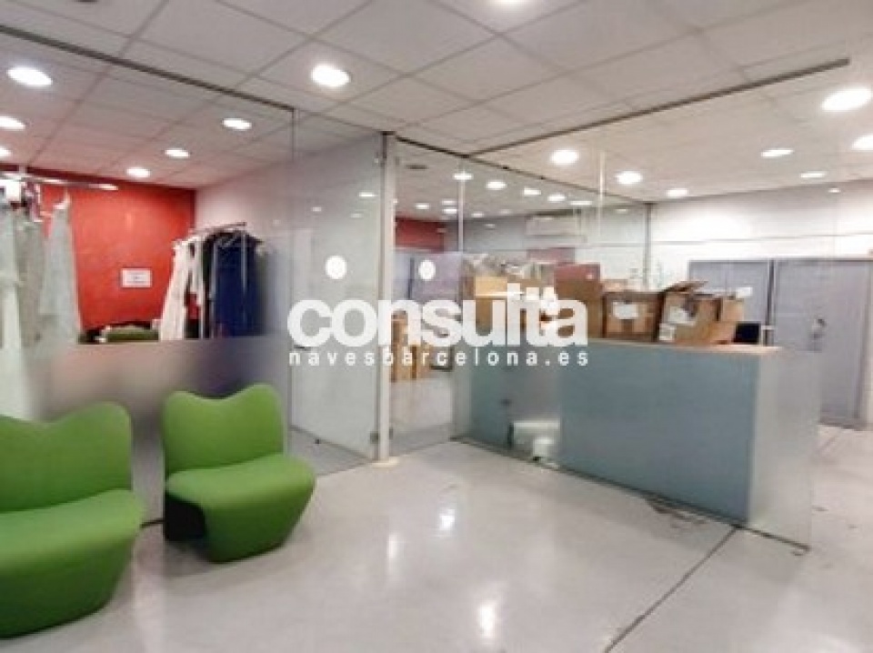 Nave industrial en alquiler en Badalona