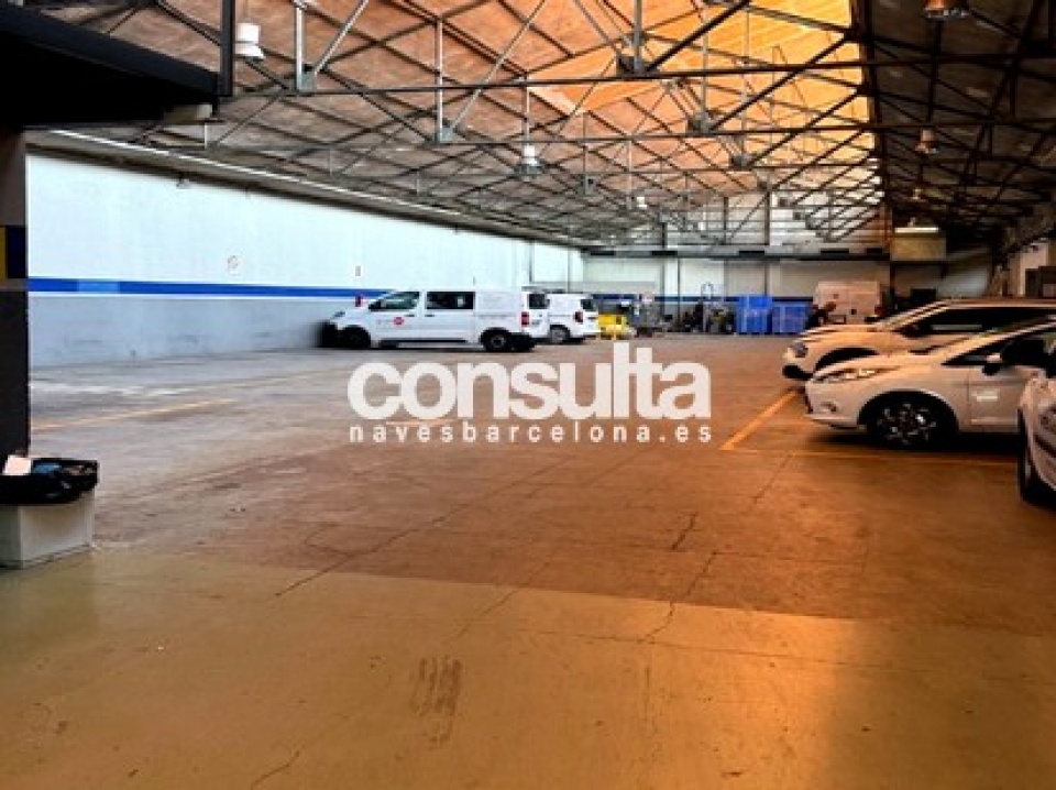 Nave industrial en alquiler y venta en Sabadell