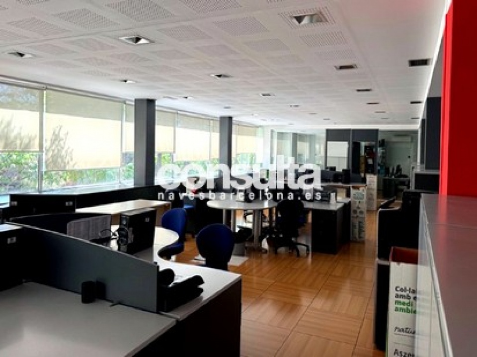 Nave industrial en alquiler y venta en Sabadell