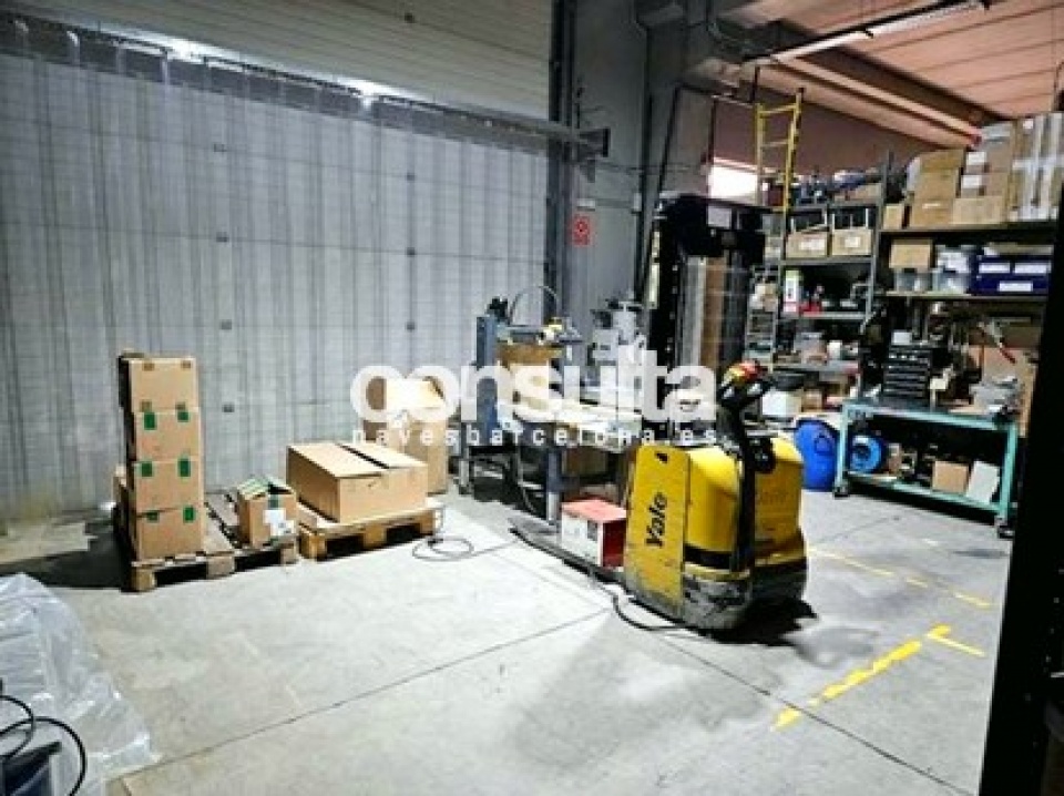 Nave industrial en alquiler en Montornés del Vallés