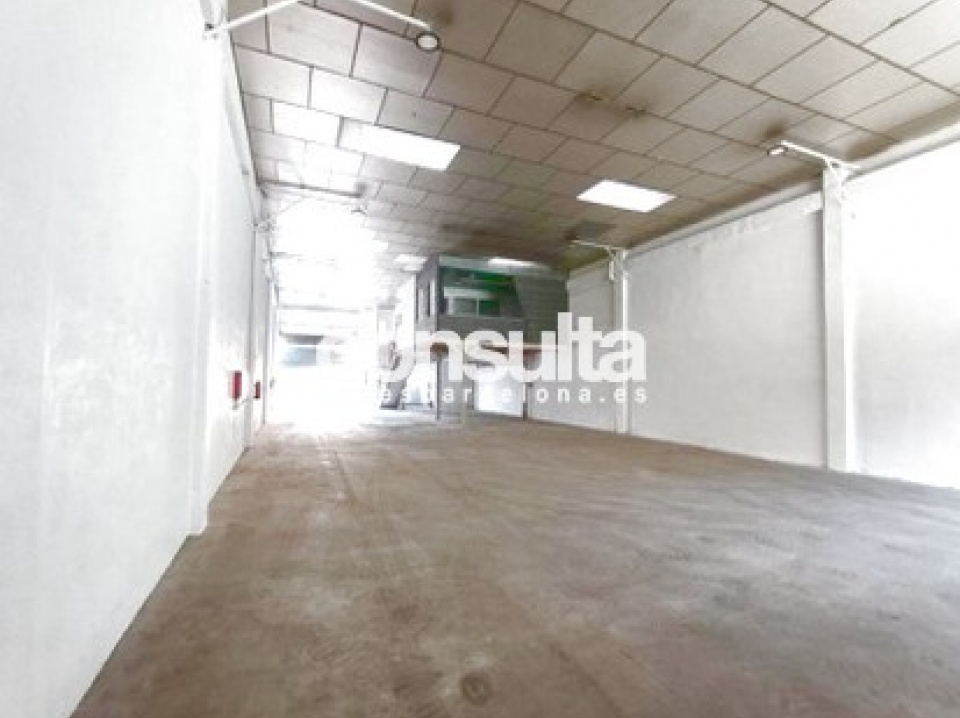 Nave industrial en alquiler en Sabadell