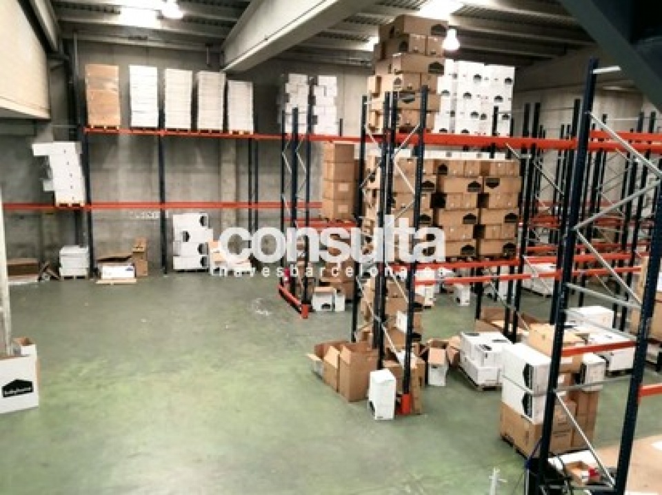 Nave industrial en alquiler en Sabadell Nave industrial en alquiler en Sabadell
