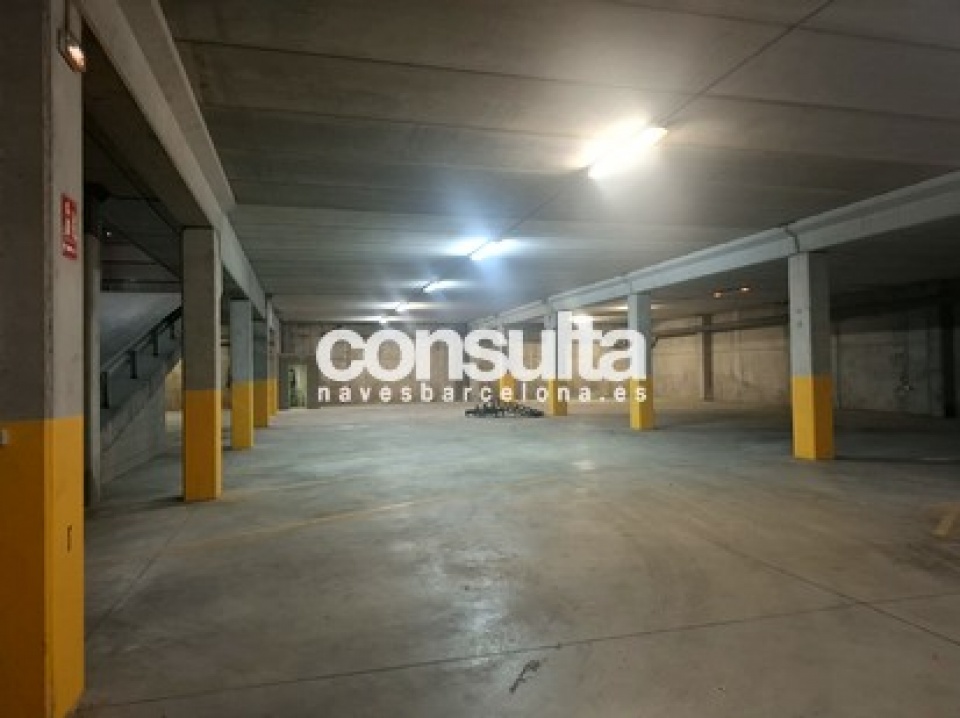 Nave industrial en alquiler en Sabadell Nave industrial en alquiler en Sabadell