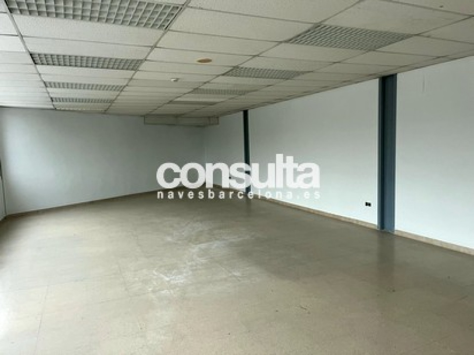 Nave industrial en venta en Abrera