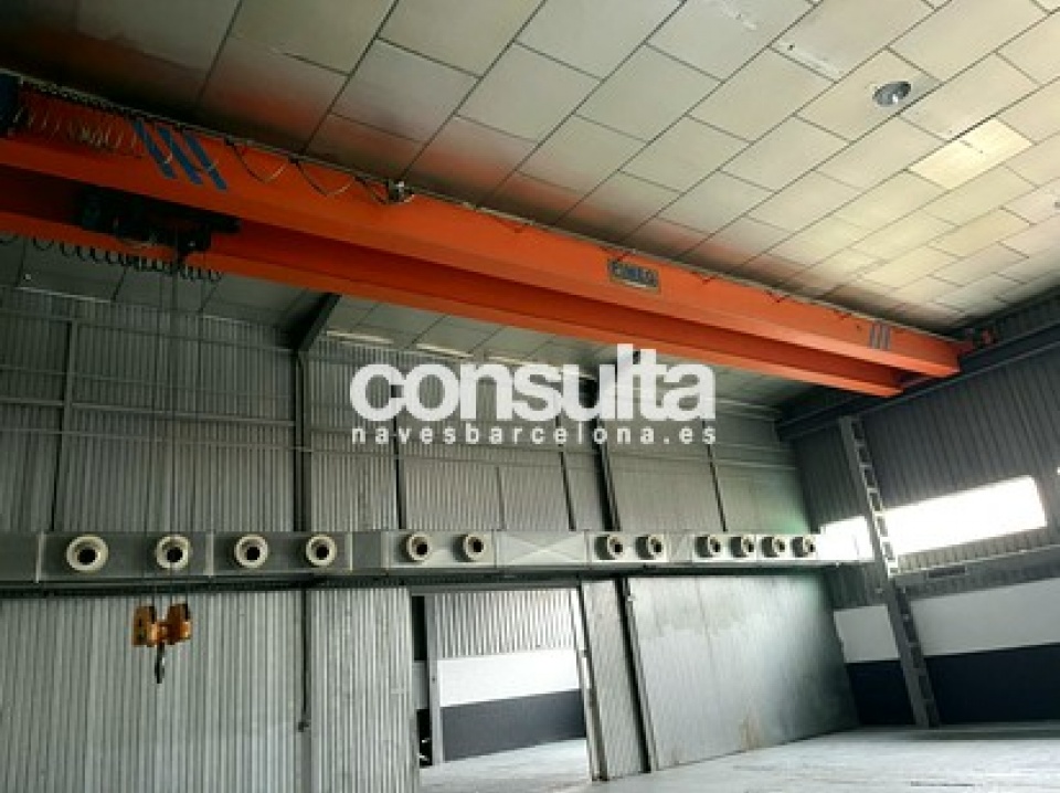 Nave industrial en venta en Abrera