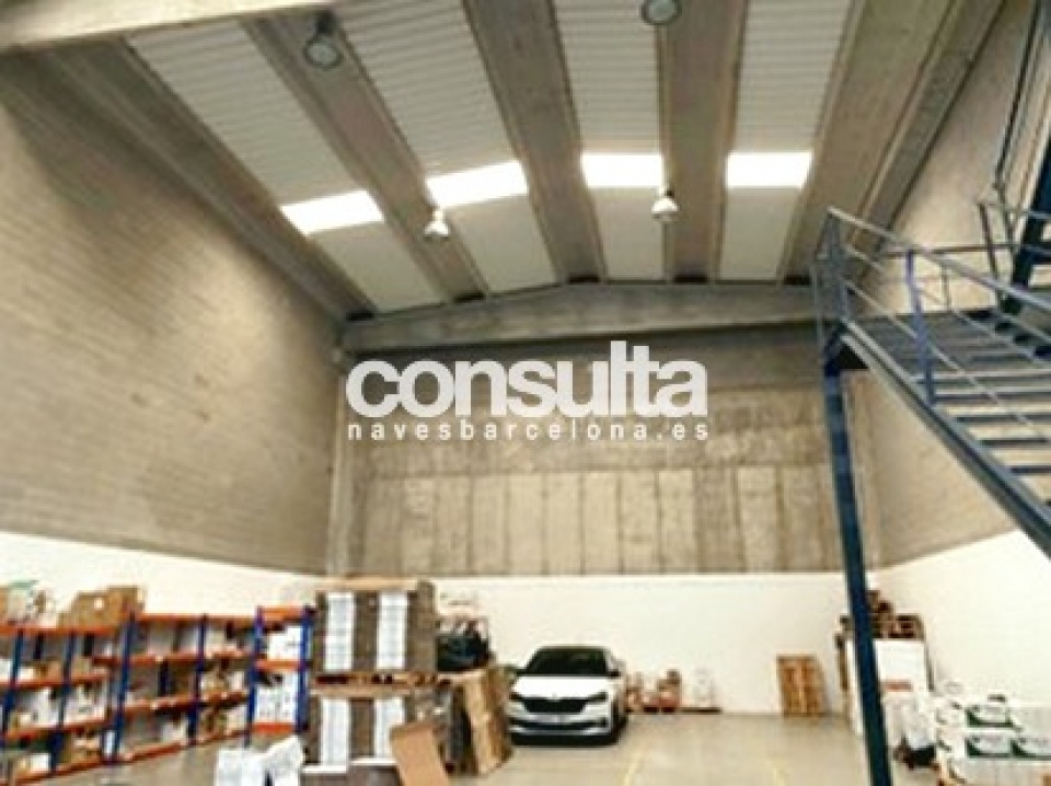 Nave industrial en venta en Sant Cugat Sesgarrigues Nave industrial en venta en Sant Cugat Sesgarrigues