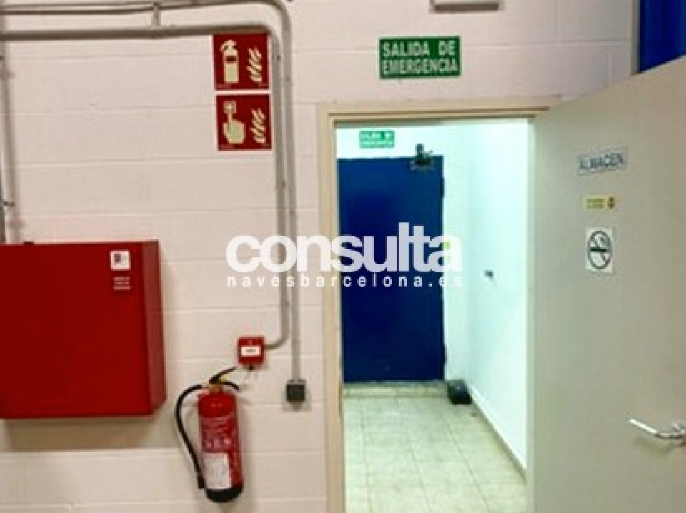 Nave industrial en venta en Sant Cugat Sesgarrigues Nave industrial en venta en Sant Cugat Sesgarrigues