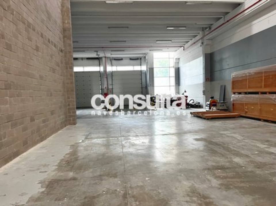 Nave industrial en alquiler en Gavà Nave industrial en alquiler en Gavà