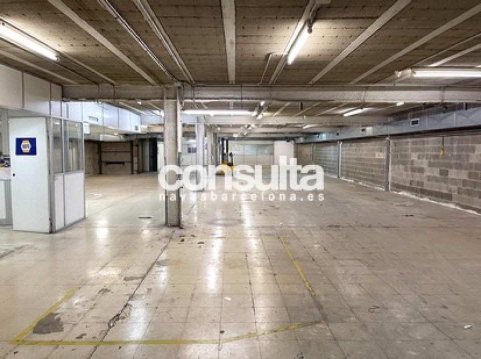 Nave industrial en alquiler en Sant Joan Despí.