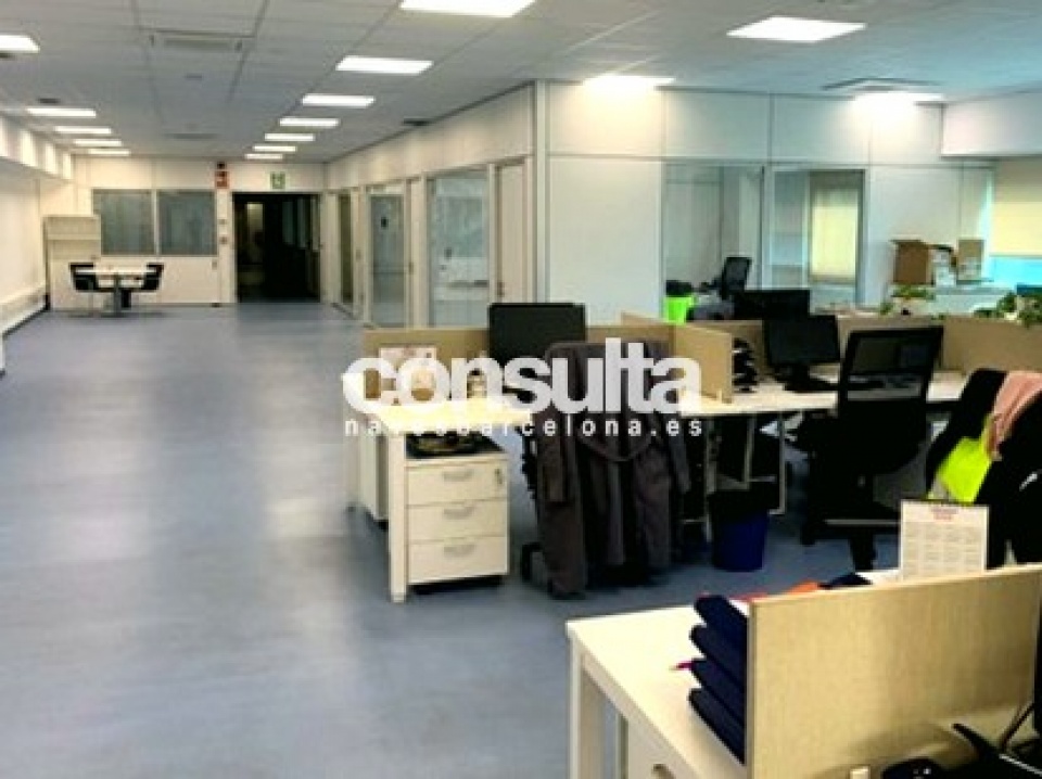 Nave logística en alquiler en Granollers